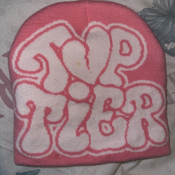 Beanie Hat - Picture 2 of 3